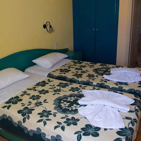 Olive Grove Hotell 2*