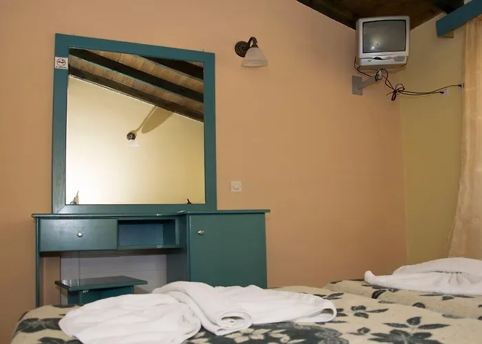 Olive Grove Hotel 2*