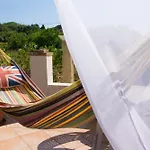 Hotel Olive Grove 2*